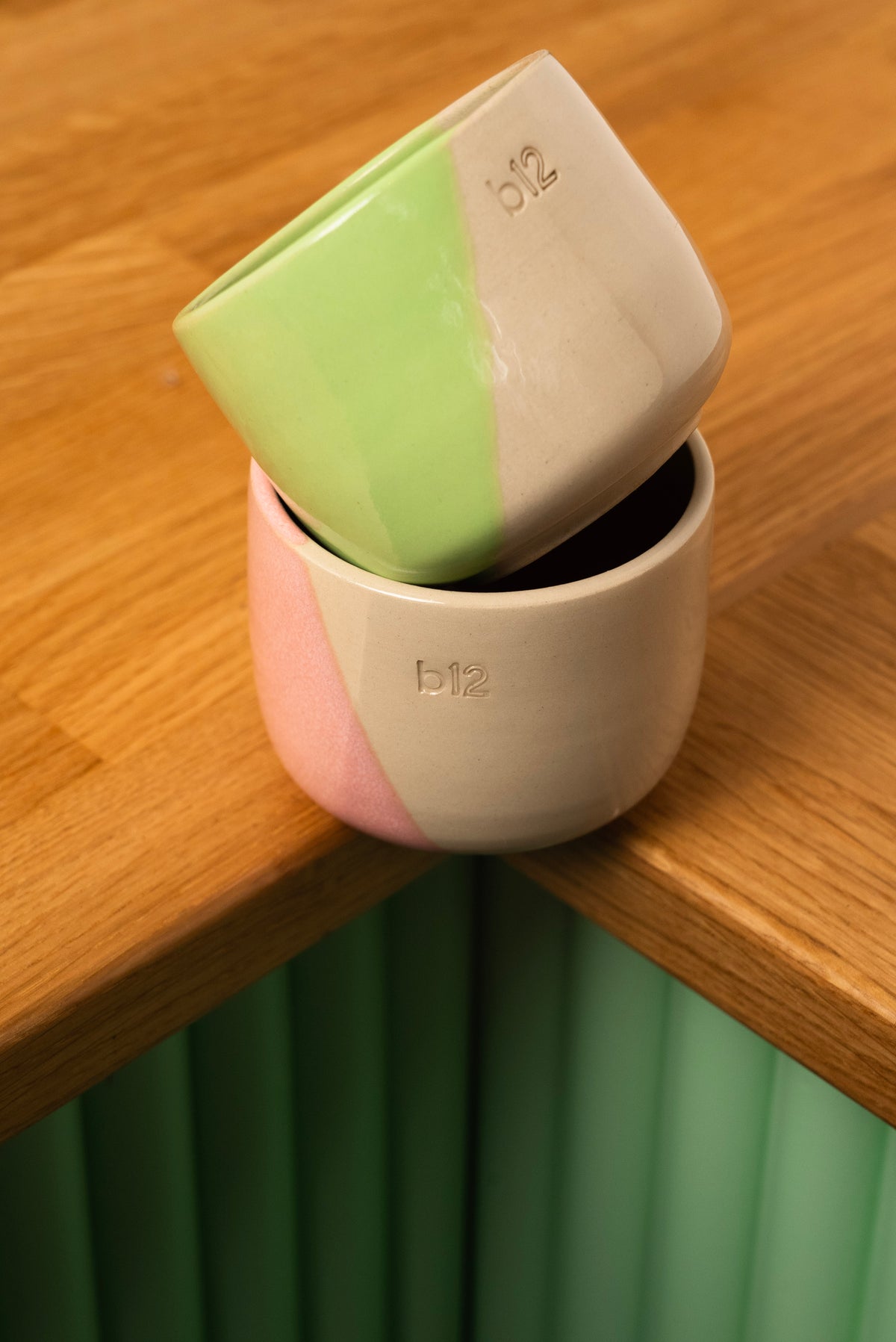 B12 Cappuccino Cup